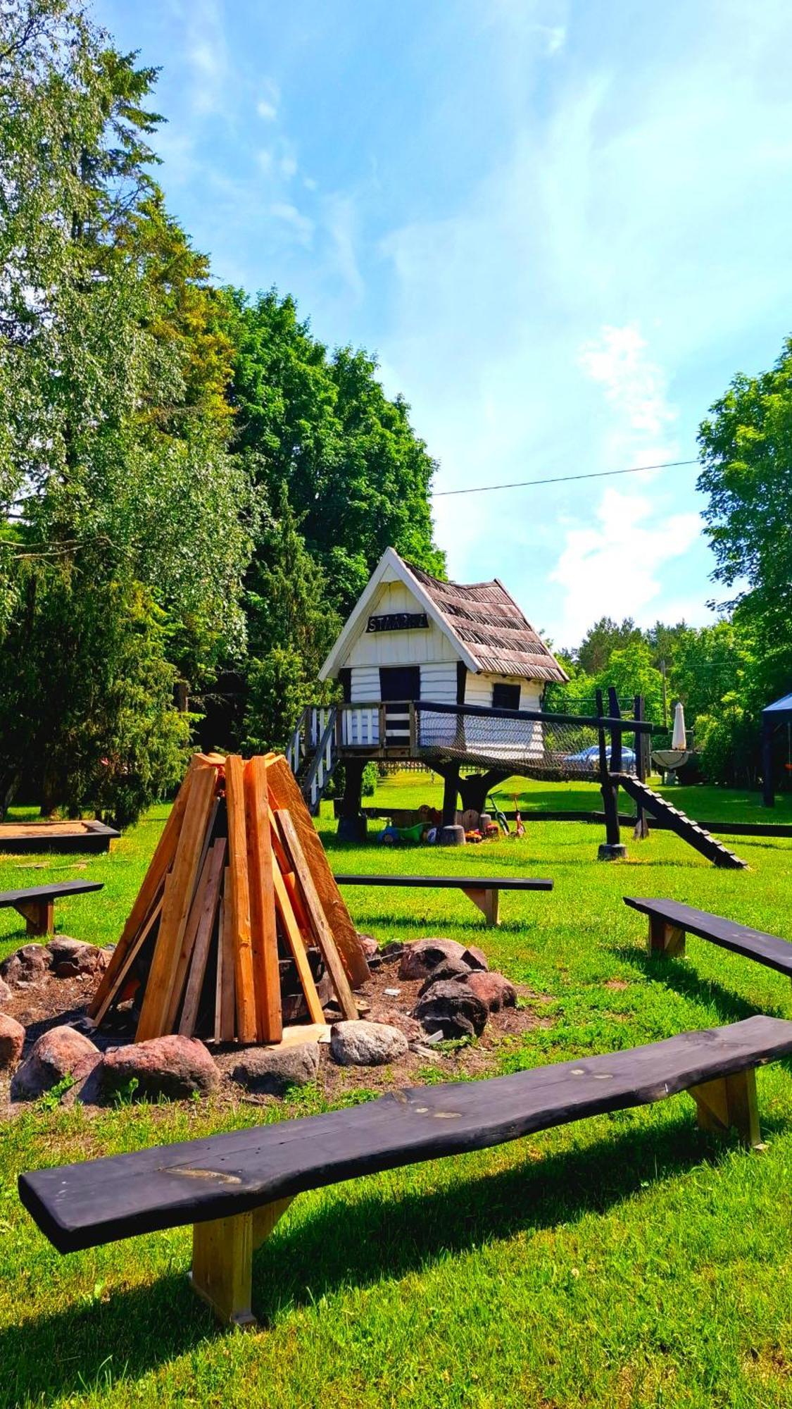 Kardoni Puhkelaager Tornimae Esterno foto